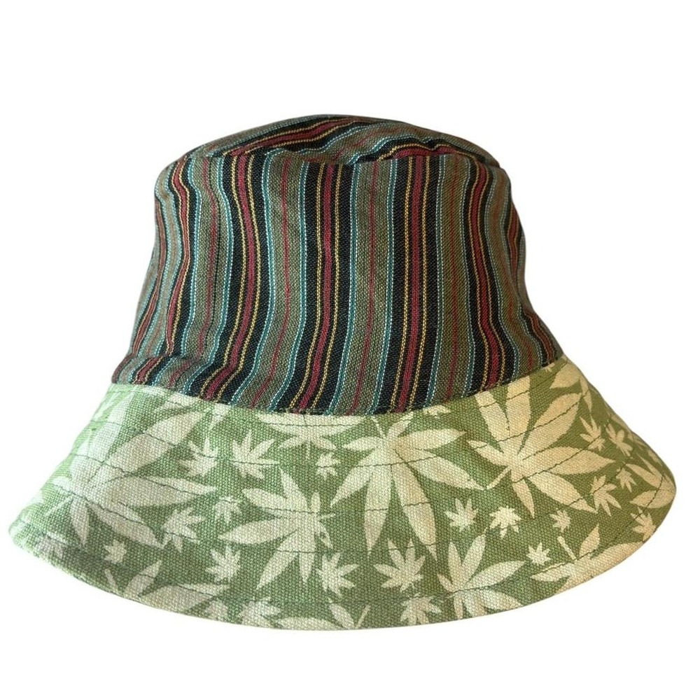 Reversible Green Leaf Print & Striped Bucket‎ Hat NWOT